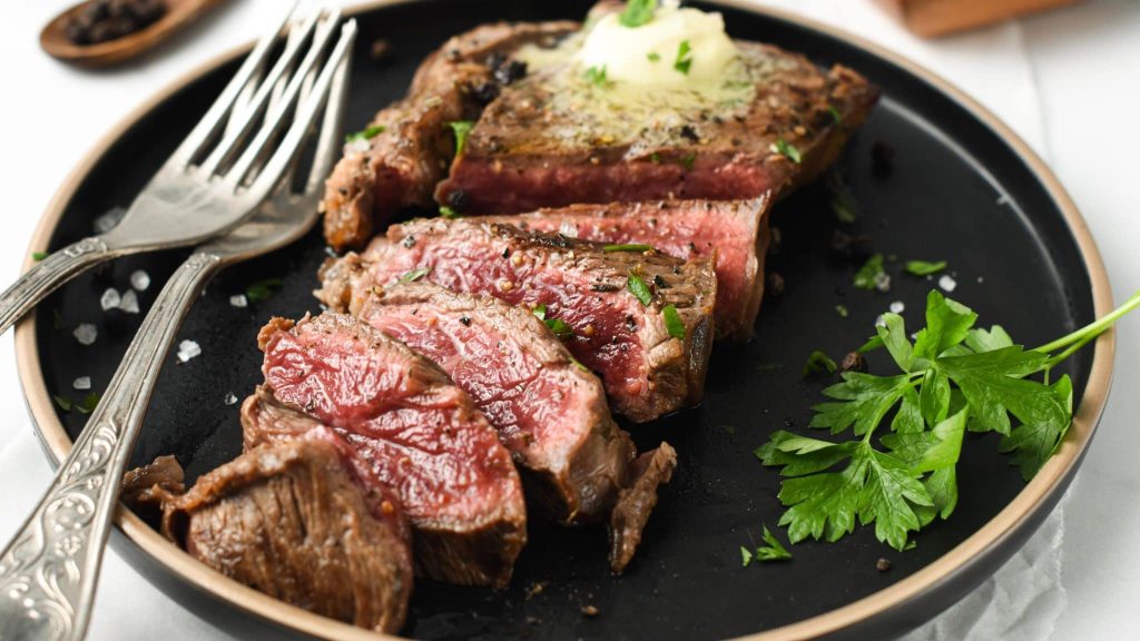 3 Ingredient Steak Marinade For A Delicious Dinner