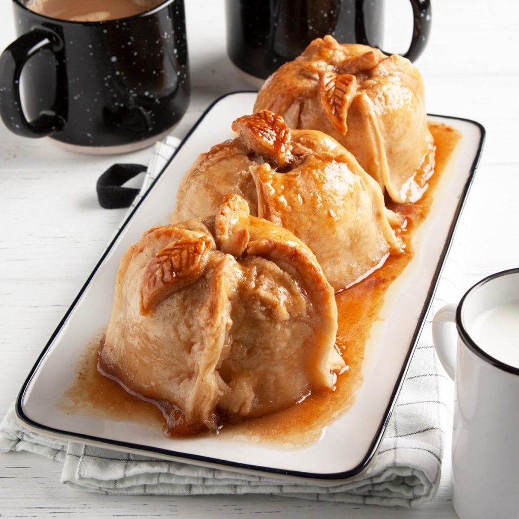 Sausage Gravy And Apple Dumplings