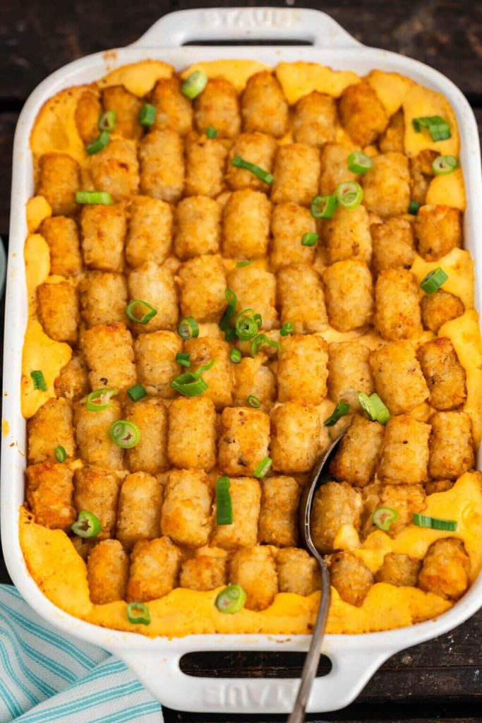 Buffalo Chicken Tater Tot Casserole Delight