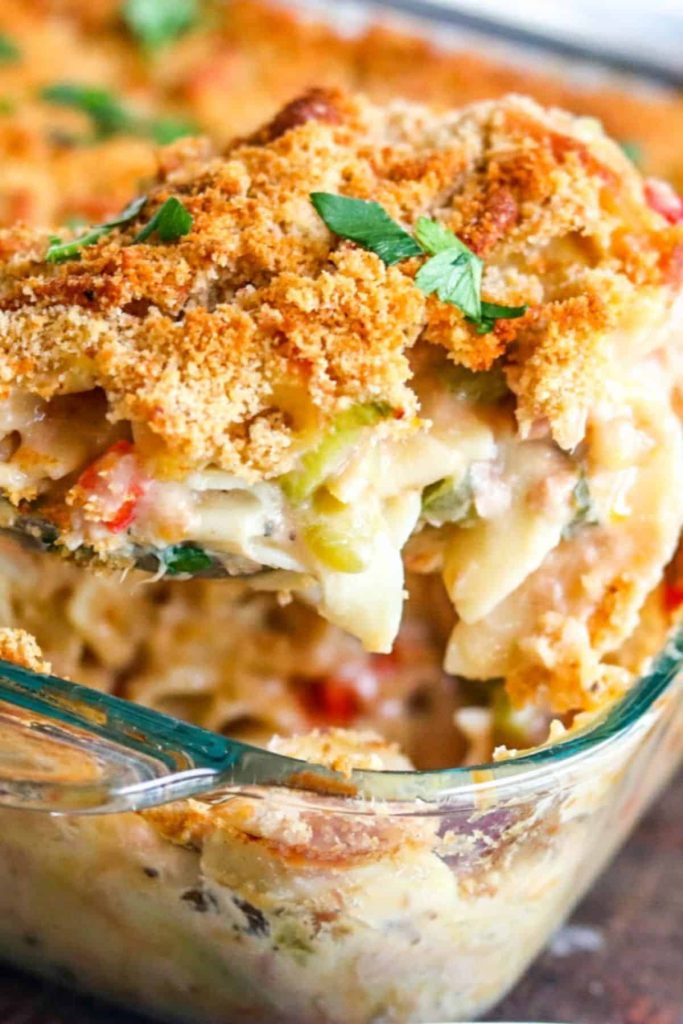 Classic Tuna Noodle Casserole
