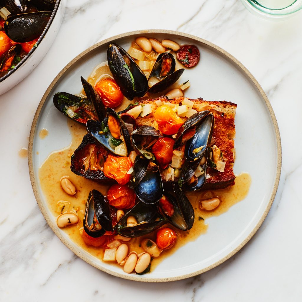 Mussels With Chorizo: A Twist On Tradition
