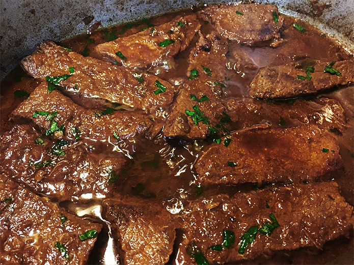Smothered Round Steak With Gravy Recipe