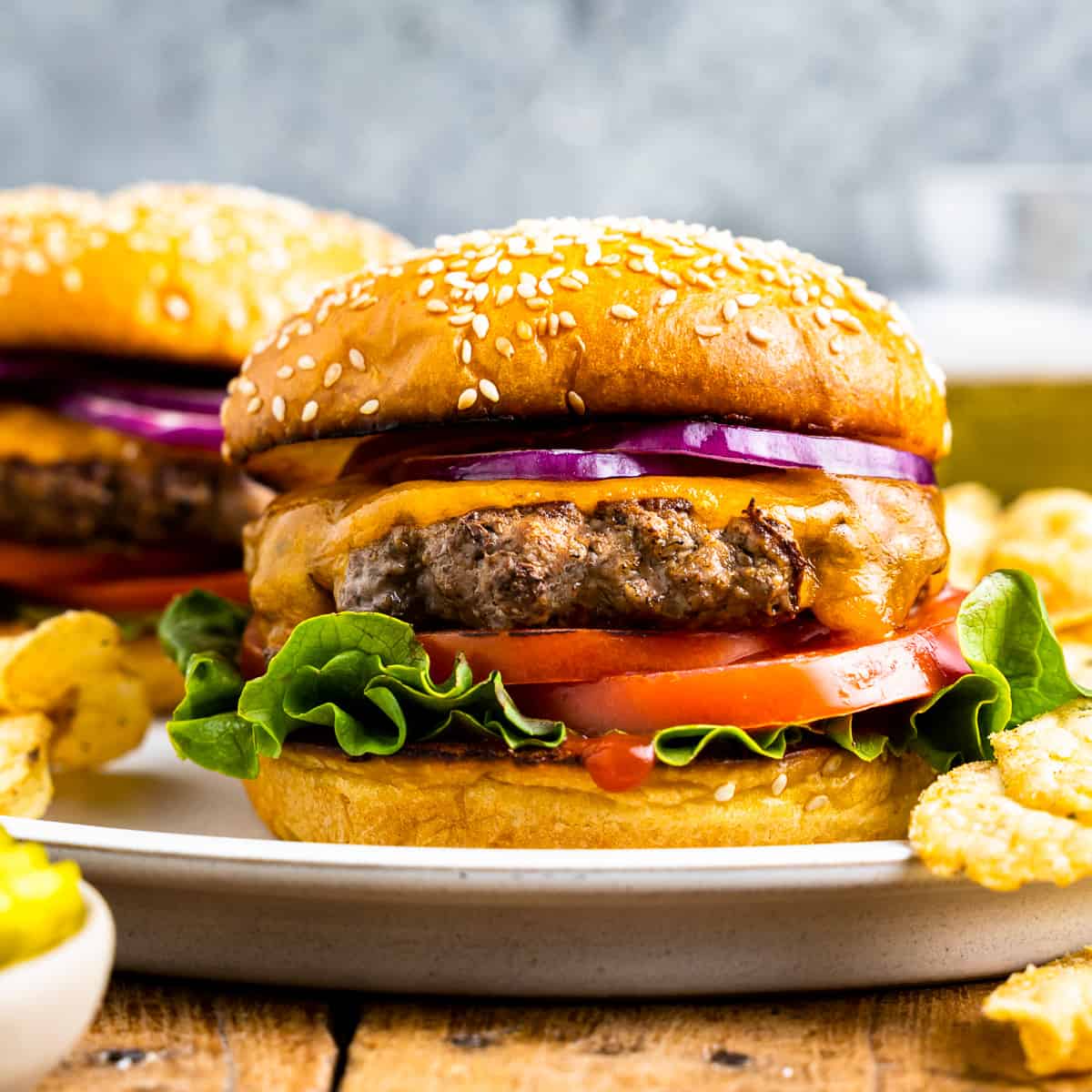 Stovetop Burgers (How To Cook Burgers On The Stove)