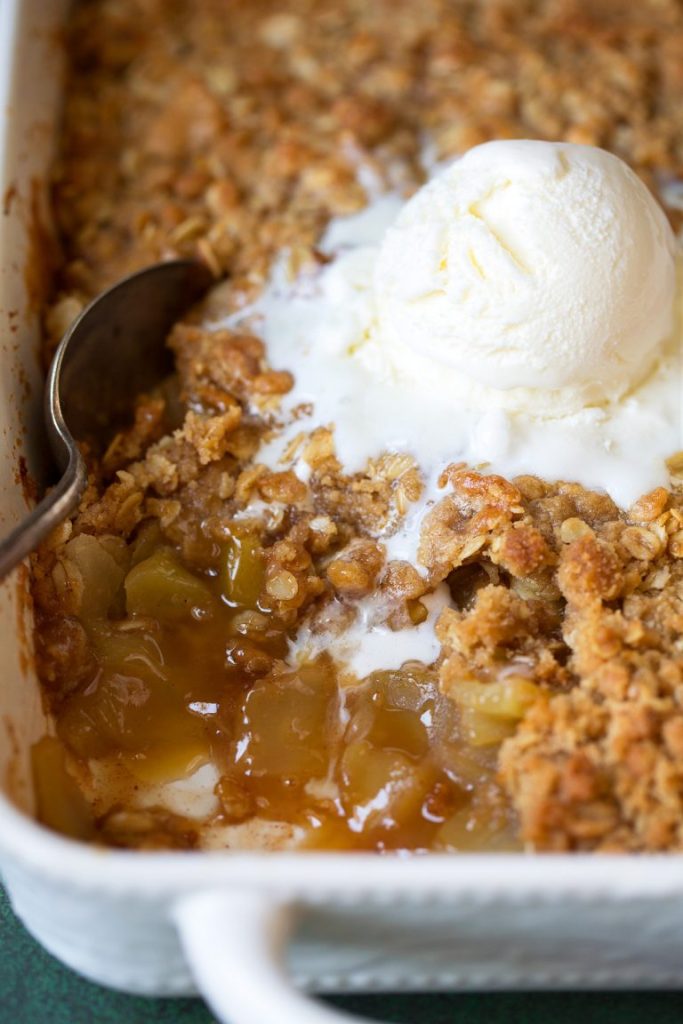 Classic Apple Crisp With Oat Topping