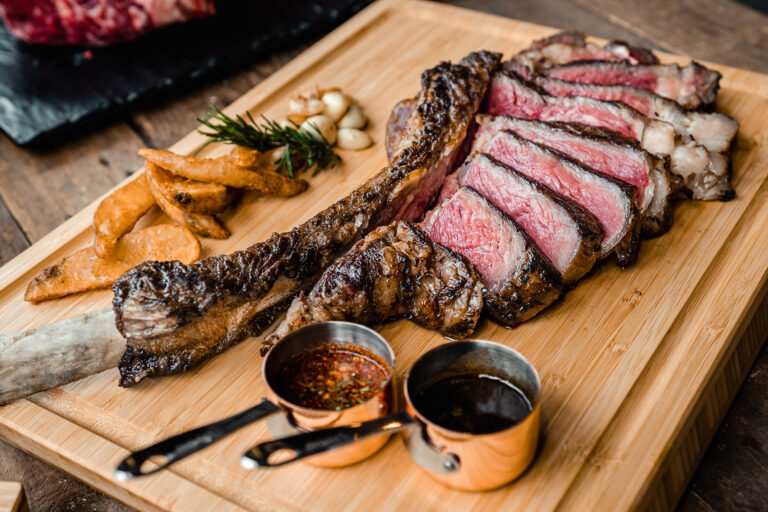 Ultimate Grilled Tomahawk Steak Recipe