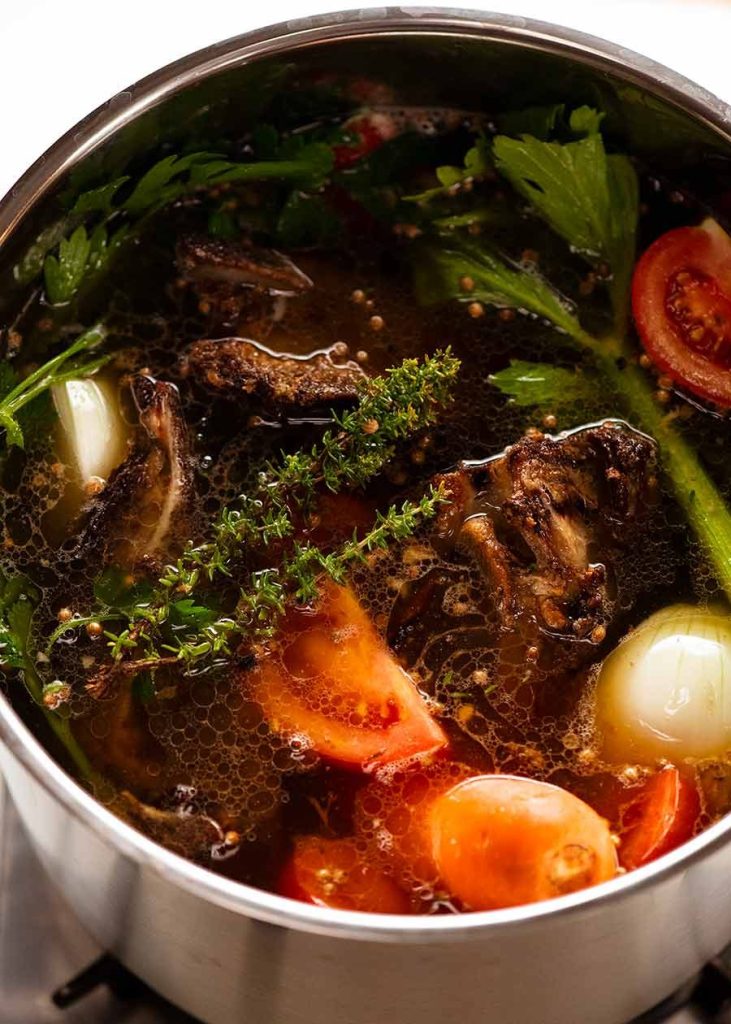 How To Craft Rich And Flavorful Homemade Beef Stock