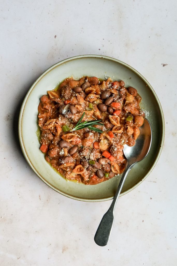 Pasta E Fagioli: Easy Italian One-Pot Soup Recipe