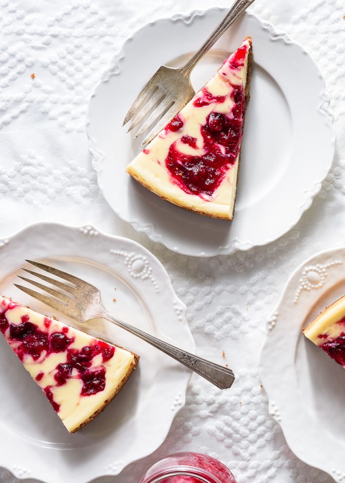 Delicious Cranberry Swirl Cheesecake Recipe