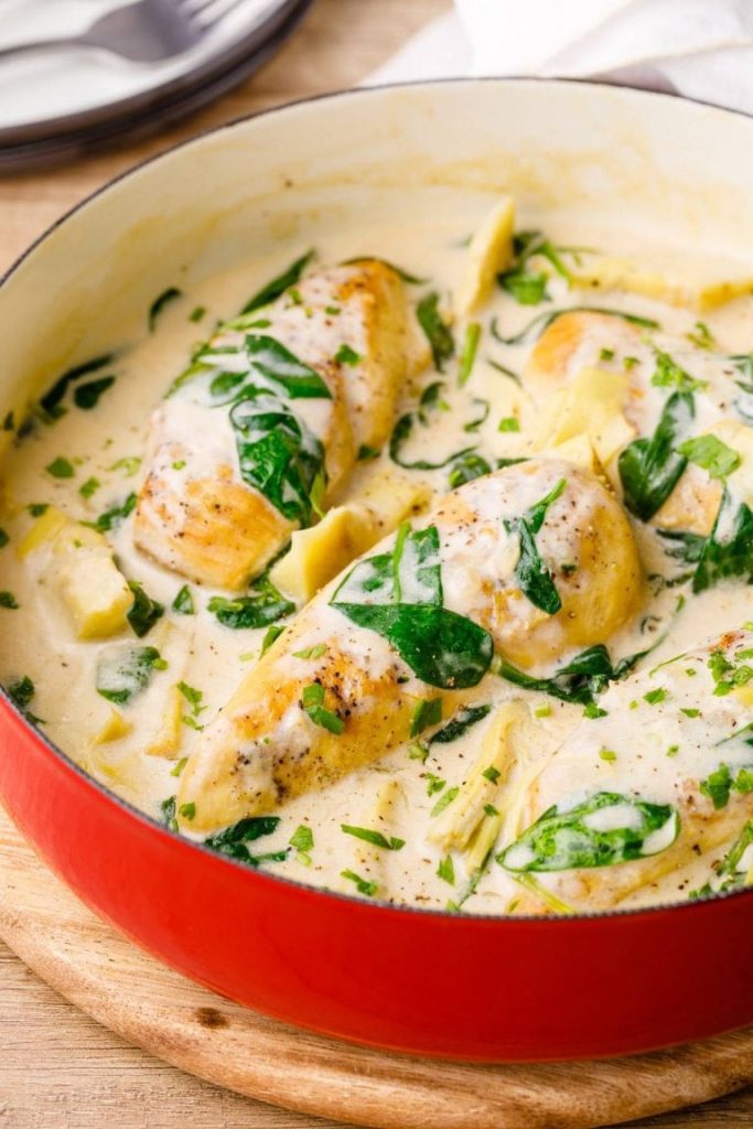 Creamy Spinach and Artichoke Chicken Skillet Delight